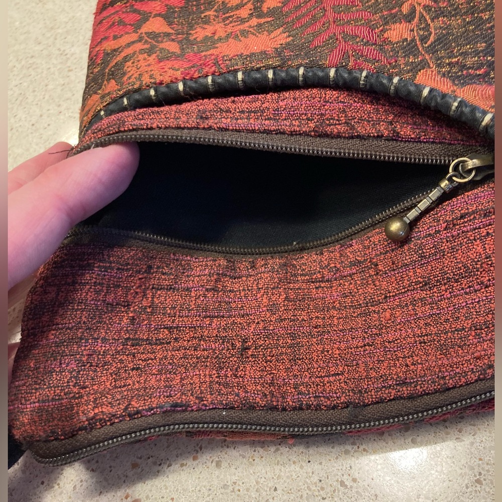 Red and Orange Crossbody Bag with Floral Pattern - Picture 11 of 13